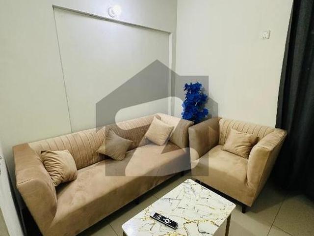 Fully Furnished Studio Apartment 2bedroom Attachwashroom Kitchen Lunch Muslim Commercial Area