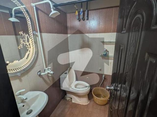 Fully Furnished Studio Apartment for Rent in Muslim Commercial Area