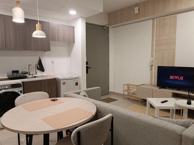 Fully Furnished Studio unit