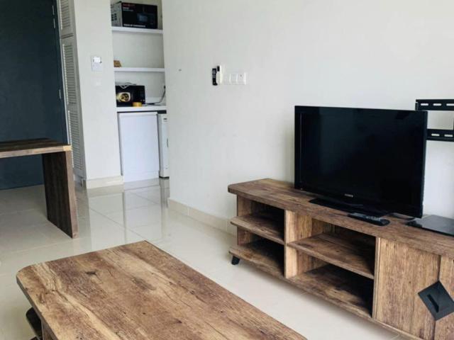 Fully Furnished Studio Unit For Rent At Third Avenue Condo