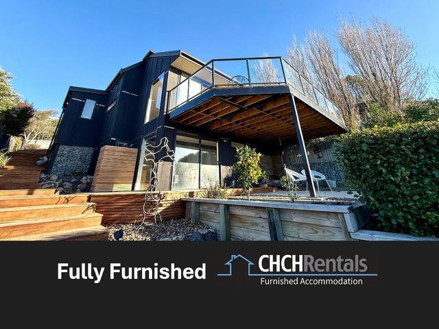 FULLY FURNISHED STUNNING FAMILY HOME WITH OCEAN VIEWS!