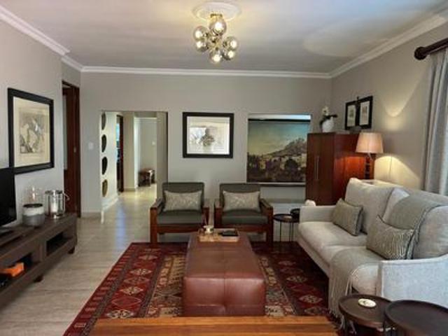 fully furnished stunning upmarket po.