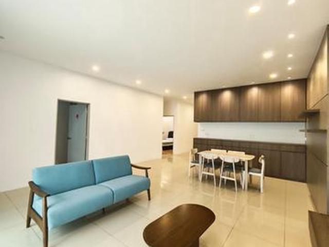 Fully Furnished Stutong GEM SUITES Residence For Rent
