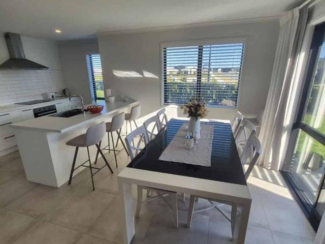 Fully Furnished stylish home