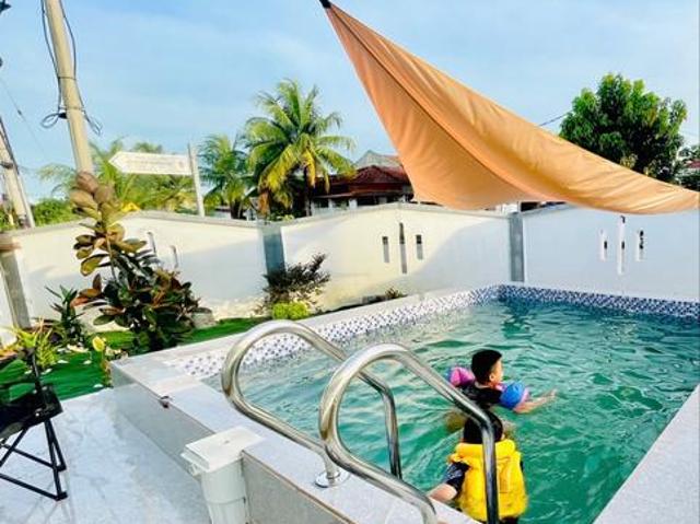Fully Furnished Swimming Pool Corner Lot Terrace House Tmn Sri Mambau