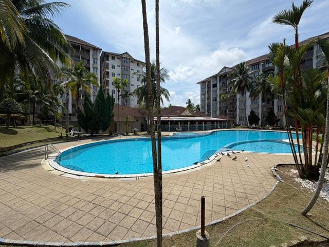 Fully Furnished Pool View Ocean View Resort Teluk Kemang PD for sale