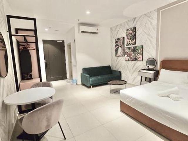 FULLY FURNISHED Paxtonz Studio Empire City Damansara Perdana