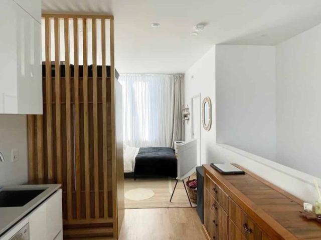 Fully furnished Paddington Studio apartment in the CBD