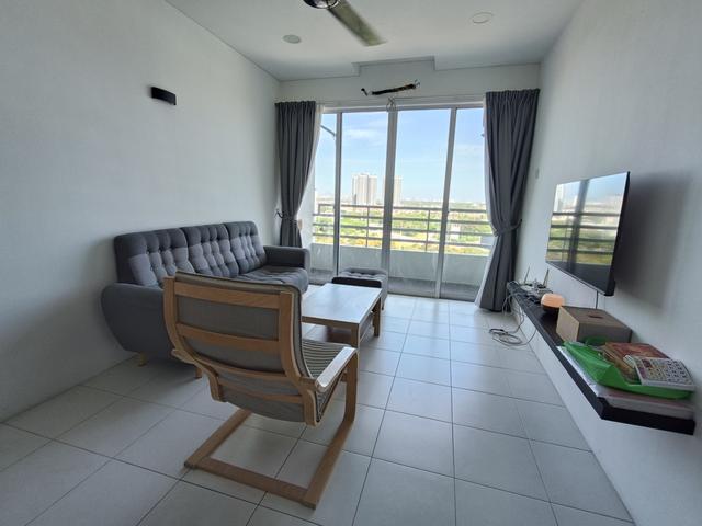 Fully Furnished Palma Laguna Condo Nr Bridge