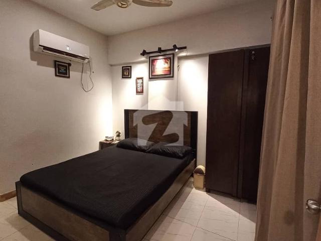 Fully furnished premium studio apartment for rent daily / weekly / monthly in tariq commercial, dha phase 7 extension