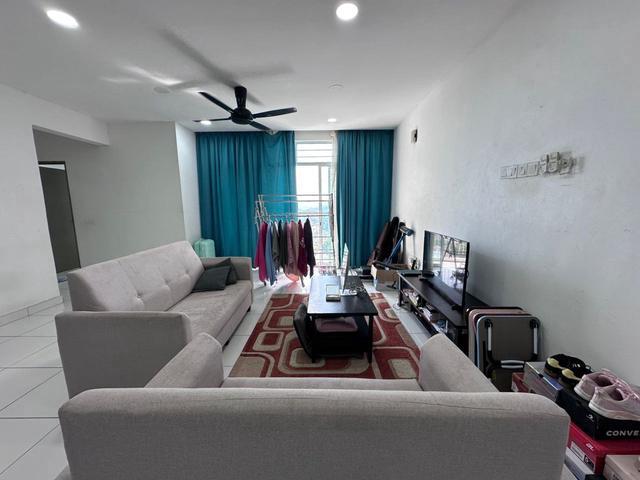 FULLY FURNISHED Puncak 7 Residences Sek 7 Shah Alam
