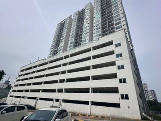 FULLY FURNISHED Puncak 7 Residences Sek 7 Shah Alam