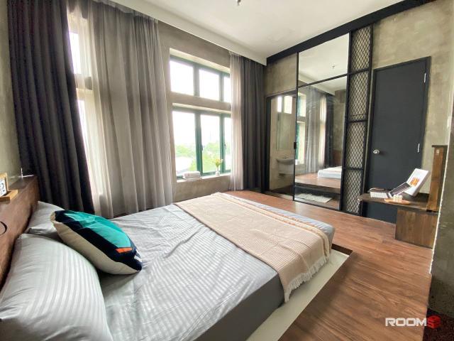 Fully Furnished Room with Stunning Views ️ Near Berjaya Times Square