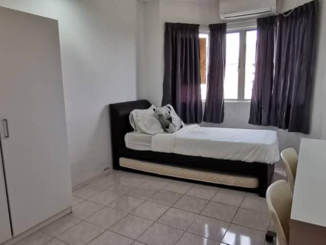 Fully Furnished Room for Rent Near Help University Subang 2 @ Subang Bestari