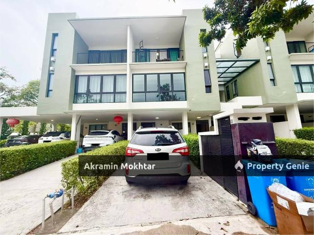 Fully Furnished & Renovated | Double Storey Townhouse Primer Garden Town Villas, Cahaya SPK, Seksyen U9, Shah Alam