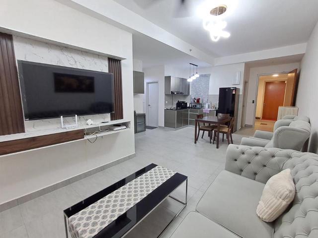 Fully Furnished Renovated FREEHOLDSunsuria Forum Setia Alam