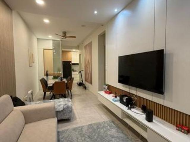 Fully Furnished RenovatedAston Acacia For Rent Bm Move In Ready
