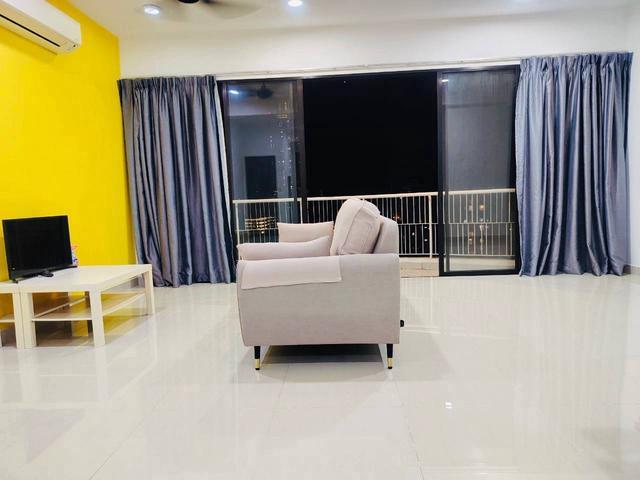 FULLY FURNISHED WALKING DISTANCE TO LRT Denai Sutera Bukit Jalil