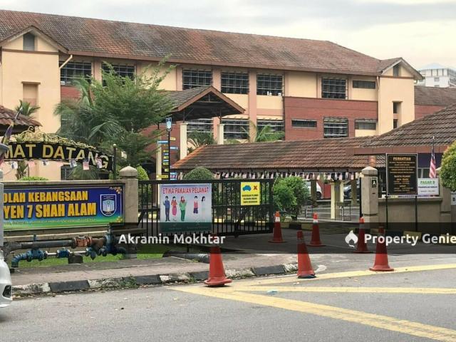 FULLY FURNISHED, WELL MAINTAIN MEDIUM COST PKNS FLAT SEKSYEN 7SHAH ALAM SELANGOR