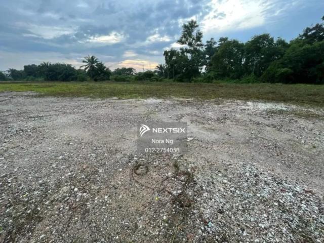 Fully Furnished Well Maintained Solaris Parq ID Designed KL View