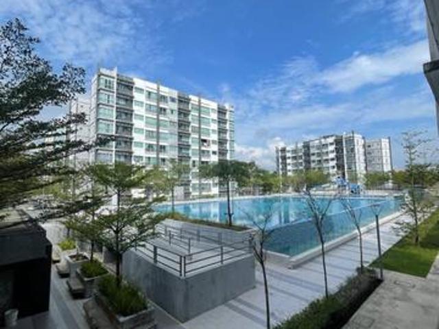 Fully Furnished Well Maintained 1400 Sqft Liberty Grove Apartment