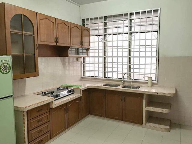 FULLY FURNISHED Taman Petani Jaya 2Storey Terrace for RENT