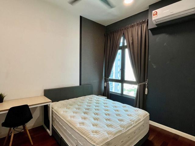 FULLY FURNISHED The Vyne Queensize Bedroom Sg Besi 10mins MidValley