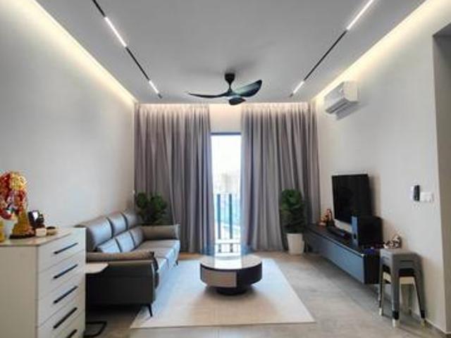 Fully Furnished Unblocked View for Sale