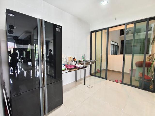 Fully furnished unit at dami hillpark