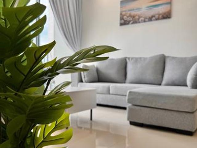 Fully Furnished unit Direct Owner
