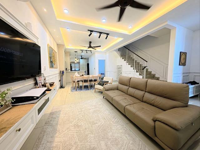 FULLY FURNISHEDFACING OPENDouble Storey Aronia Setia Ecohill 2