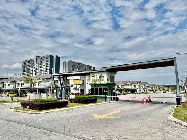 FULLY FURNISHEDGATED GUARDED Kita Harmoni Cybersouth Dengkil