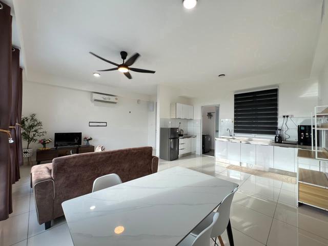 Fully FurnishedMIRAI Residence Kajang2 Corner BIG Ready Move IN