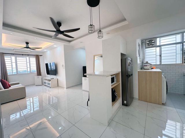Fully FurnishedRenovated De Cemara Apartment Setia Alam