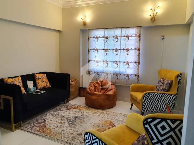 Fully maintained 125 yards ground + 2 house also available for sale
