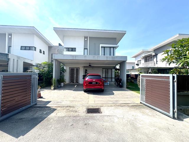 FULLY RENO Double storey semi D Jalan Kesuma 51 Bandar Tasik Kesuma
