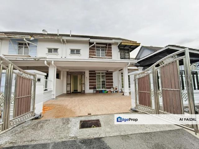 FREEHOLD FULLY RENO Double Storey Semi D Laman 2 Bandar Seri Putra Bangi, Selangor
