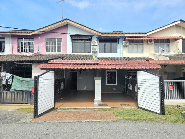 FULLY RENO EXTEND Double Storey Taman Nirwana Klebang