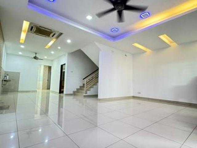 FULLY RENO EXTENDED Cassava 25 Storey House Bandar Puteri Klang