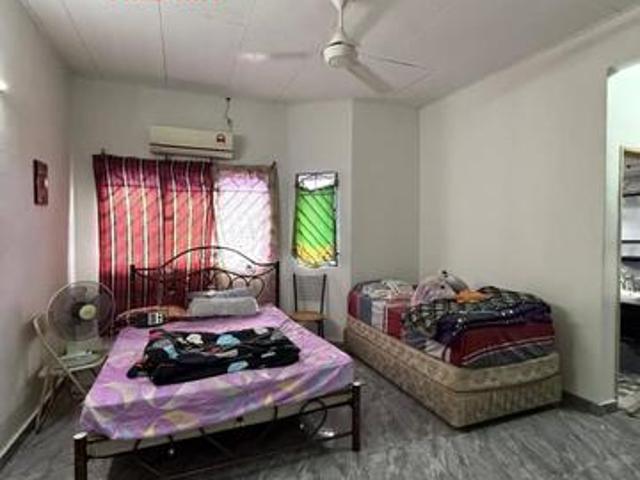 Fully Reno Extended 1170 Sqft Double Storey House For Sale