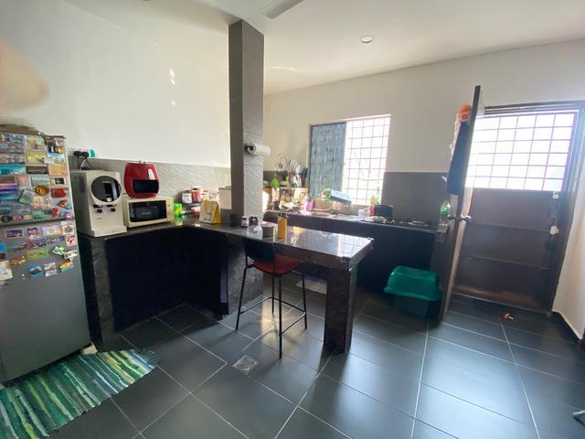 Fully Reno walk to Equine Mrt Station Taman Dato Demang Seri Kembangan