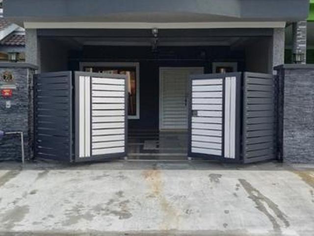 FULLY RENO 2 Storey Taman Saujana Rawang DIVYA Rawang
