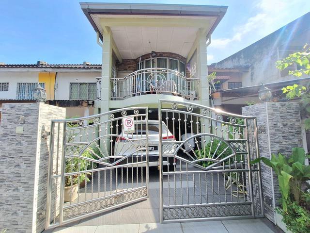 FULLY RENOFULL LOAN 2 Storey Taman Sri Muda Sek 25 Shah Alam