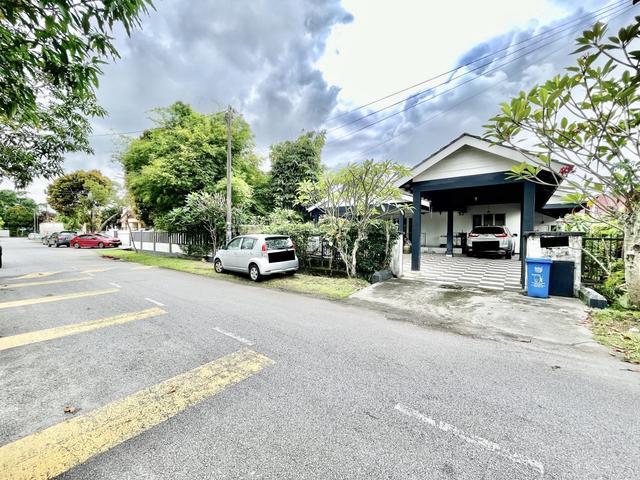 FULLY RENOMURAH 1 Storey BUNGALOW Desa Subang Permai Shah Alam