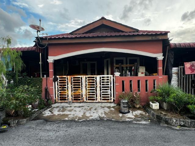 FULLY RENOVATEDTeres Setingkat Taman Seri Desa Tasek Gelugor PENANG