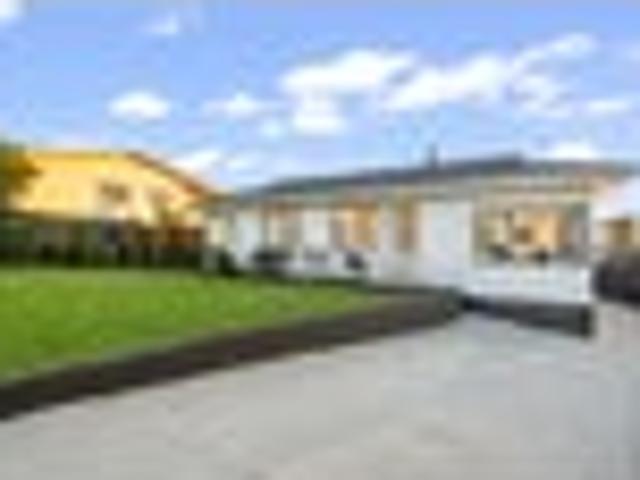 FULLY RENOVATED 3 BED + 2 UTILITY ROOMS