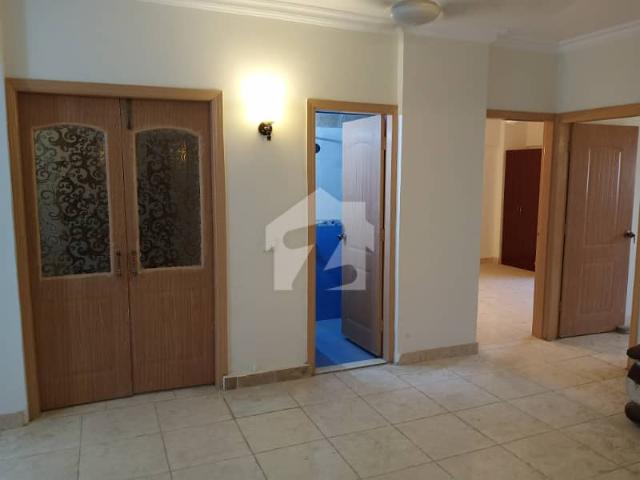 Fully Renovated 3 Bedroom Apartment Available In A Project Known As Marina Elevation Located At Clifton Block 2 Near IVS Indus Valley School Of Art Karachi