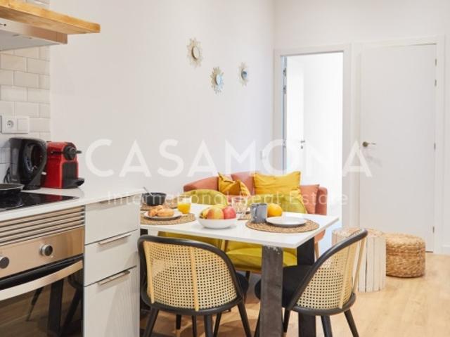 Fully Renovated 3 Bedroom Apartment in Gracia