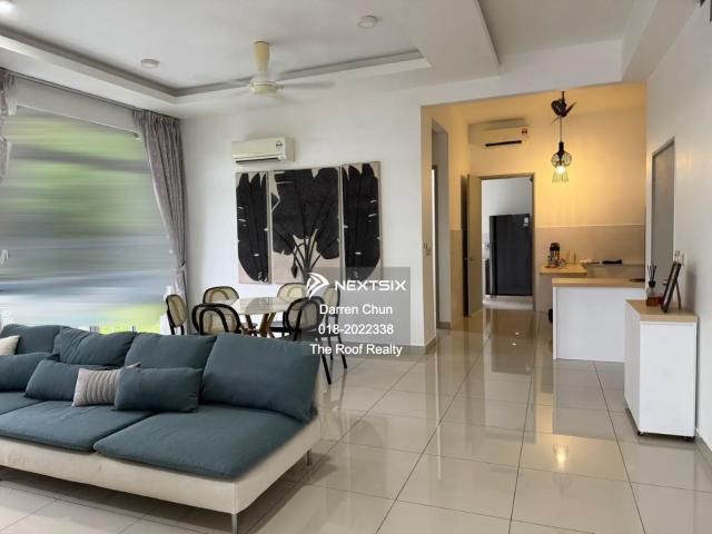 Fully renovated 3 storey semi d with landscaping, owner self stay, taken care very well. View to believe