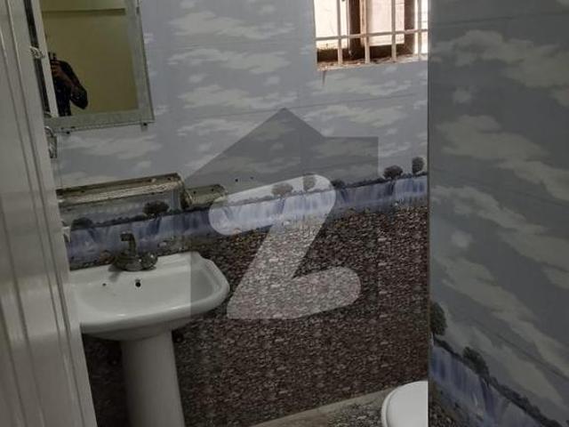 Fully Renovated 2 bed DD Apartment available for rent Bukhari Commercial Area